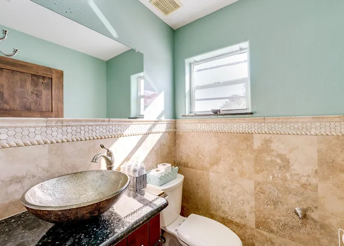 Сasa de vacaciones Colorful Townhome, Steps To Clearwater Beach! Clearwater Beach