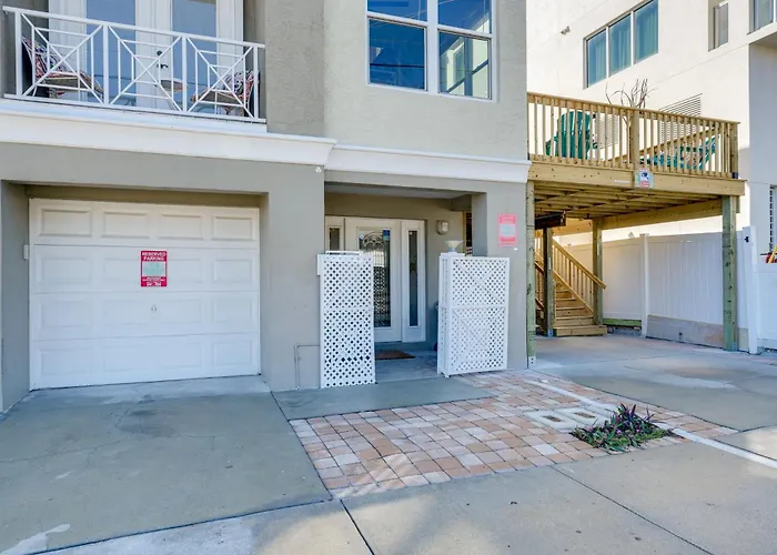 Colorful Townhome, Steps To Clearwater Beach! *
