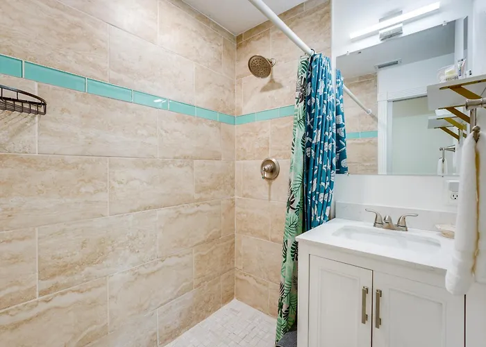 Colorful Townhome, Steps To Clearwater Beach! * Clearwater Beach